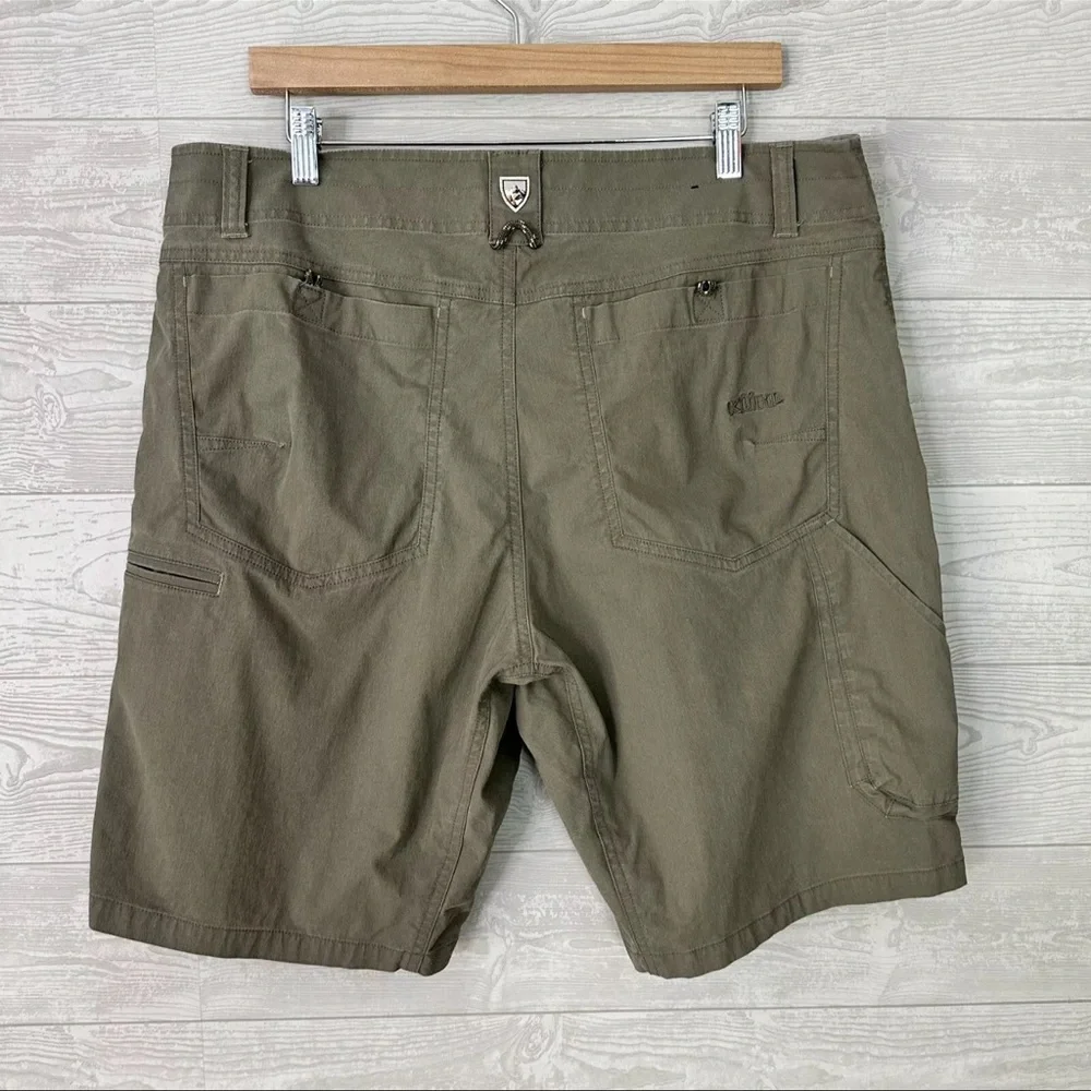 Kuhl Men’s Vintage Patina Dyed Shorts Army Green Size 38